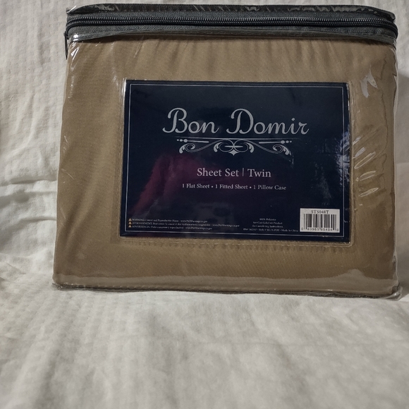 Bon Domir  Twin Sheets - Picture 1 of 2